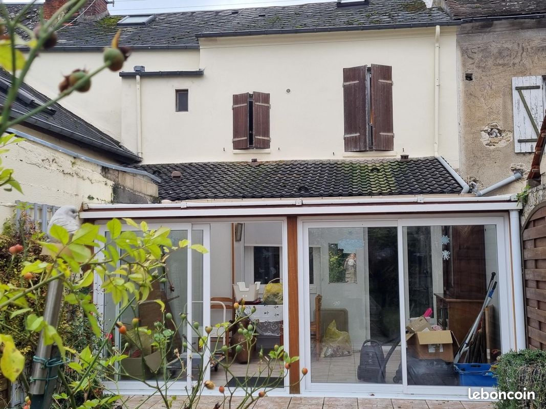 1 غرف نوم شقة في Chambly, France رقم 42160