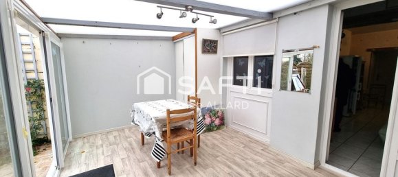 1 غرف نوم شقة في Chambly, France رقم 42160 7