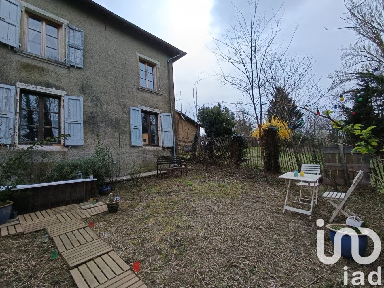 Casa de 2 dormitorios en Isere, France No. 273057