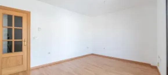 Apartamento de 2 dormitorios en La Zubia, Spain No. 179920 16