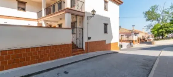 Apartamento de 2 dormitorios en La Zubia, Spain No. 179920 3