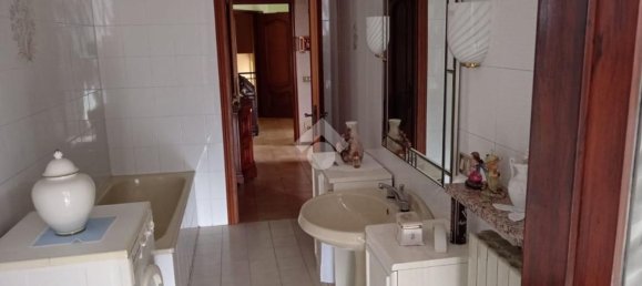 4-Zimmer Wohnung in Vigone, Italy, Nr. 152829 10