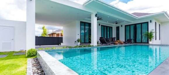 3 Schlafzimmer Villa in Hua Hin, Thailand, Nr. 75993 2