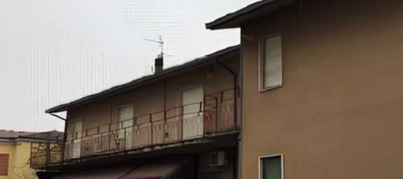 3غرفة شقة في Lungavilla, Italy رقم 182920 2