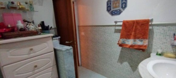 2 bedrooms Apartment in Palermo, Italy No. 359120 21