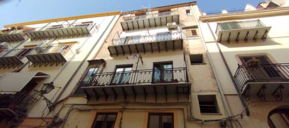 2 bedrooms Apartment in Palermo, Italy No. 359120 2