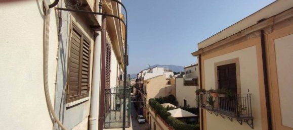 2 bedrooms Apartment in Palermo, Italy No. 359120 28