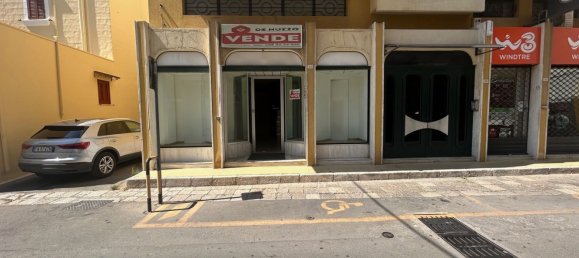 78m² Commercial property in Casarano, Italy No. 379089 2