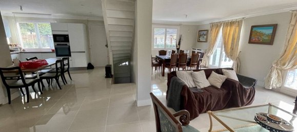 4 غرف نوم منزل في Montmorency, France رقم 187742 3