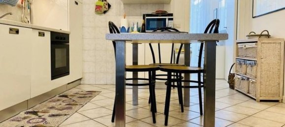 Apartamento de 4 habitaciónes en Pietrasanta, Italy No. 42917 8