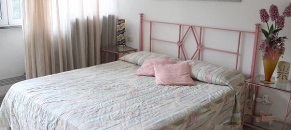 Apartamento de 4 habitaciónes en Pietrasanta, Italy No. 42917 2