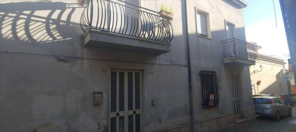5 rooms Apartment in Arpaia, Italy No. 162480 13