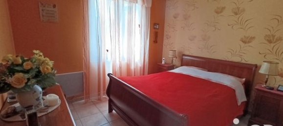 3 bedrooms House in Lucay-le-Male, France No. 305587 6