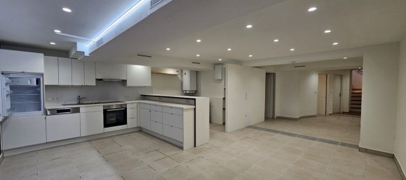 6 rooms Apartment in Innsbruck-Stadt, Austria No. 180353 2