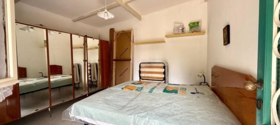 Casa de 2 divisões em Massa, Italy N.º 284397 24