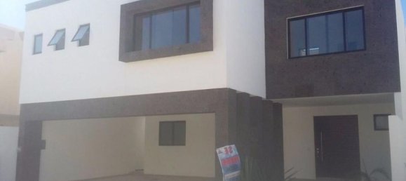 Casa T4 em Salinas Victoria, Mexico N.º 182404 2