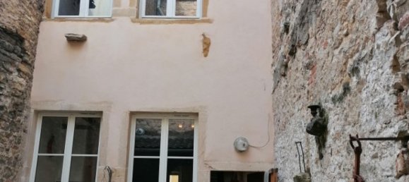 3 bedrooms Apartment in Tournus, France No. 59498 2