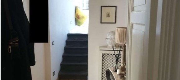 7 rooms Apartment in Florence, Italy No. 190772 6
