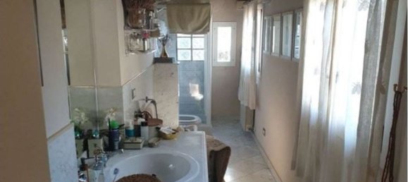 7 rooms Apartment in Florence, Italy No. 190772 9