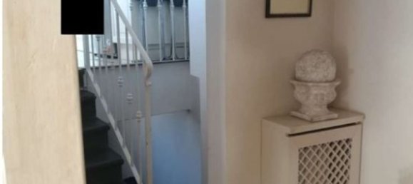 7 rooms Apartment in Florence, Italy No. 190772 4