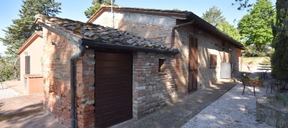 16 bedrooms House in Castiglione del Lago, Italy No. 58478 10