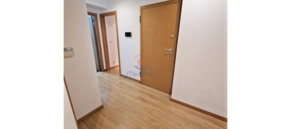 4 Schlafzimmer Wohnung in Loures, Portugal, Nr. 94389 2