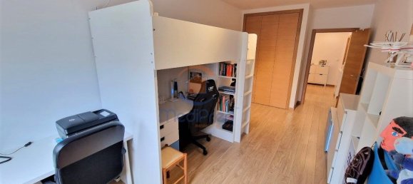 4 Schlafzimmer Wohnung in Loures, Portugal, Nr. 94389 30