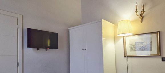 8 bedrooms Apartment in Florence, Italy No. 335745 15