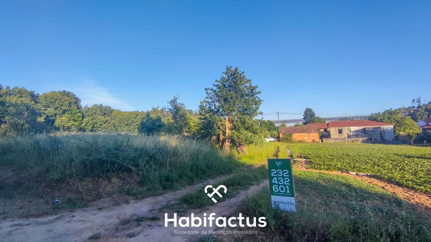  قطعة أرض في Viseu, Portugal 44751متر مربع رقم 62735