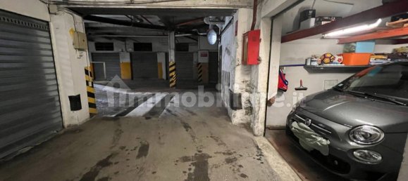 Garaje en Genoa, Italy 10 m² No. 364066 2