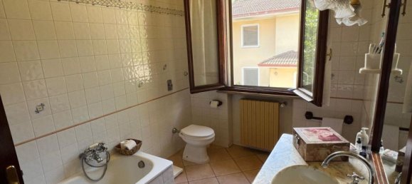 4-Zimmer Haus in Gonzaga, Italy, Nr. 288406 8