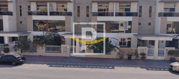 4 bedrooms Townhouse in Jumeirah Village Circle, UAE No. 9071 11
