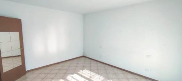 3غرفة شقة في Stradella, Italy رقم 38923 29