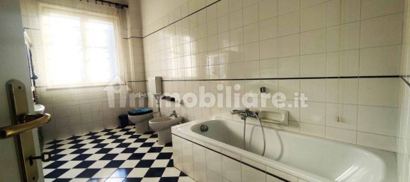 5 bedrooms House in Solarolo, Italy No. 20546 17