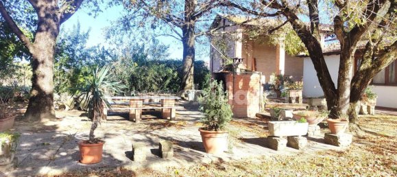 5 bedrooms House in Solarolo, Italy No. 20546 41