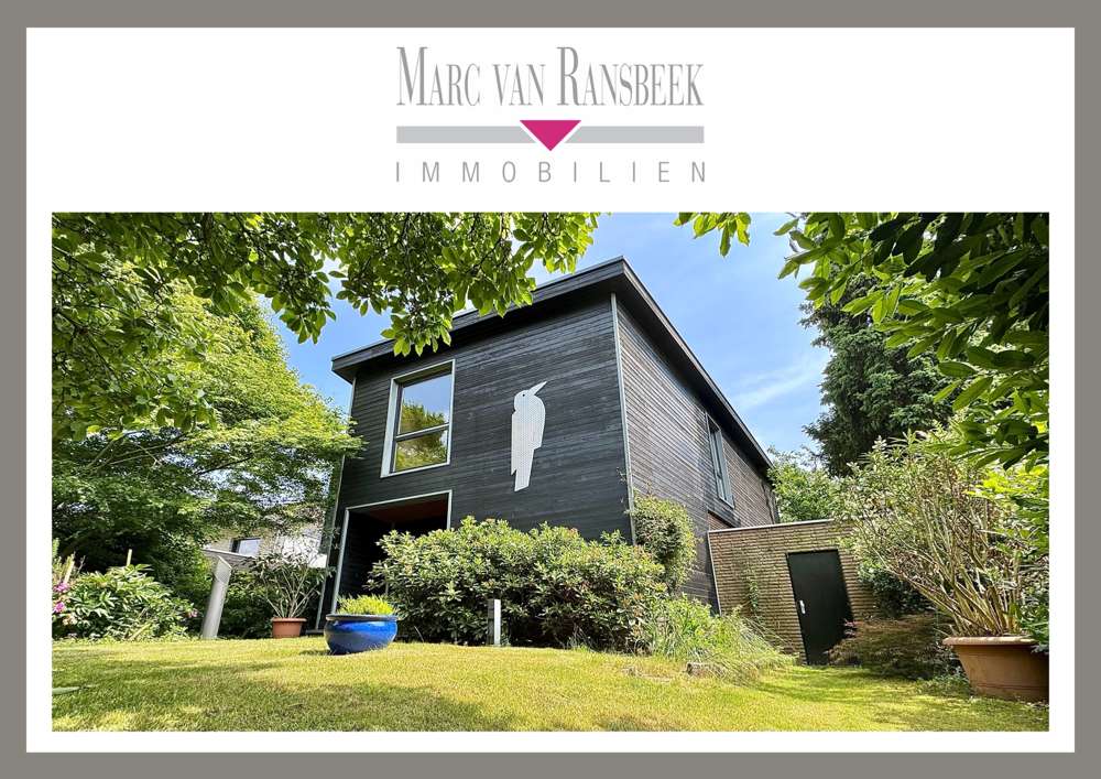 Casa de 7 habitaciónes en Krefeld, Germany No. 248193