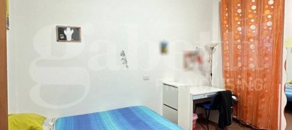 4 bedrooms Apartment in Siena, Italy No. 288763 3