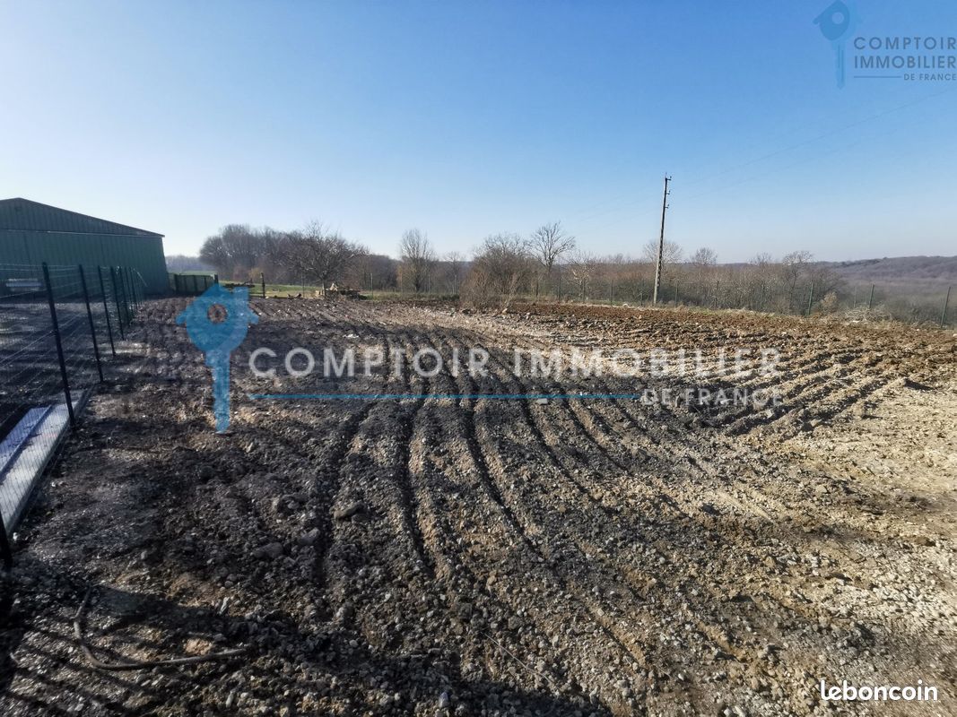 Земельный участок 421м² в Нуази-ле-Сек, Франция № 181338