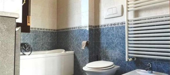 2 bedrooms Apartment in Opera, Italy No. 358022 16