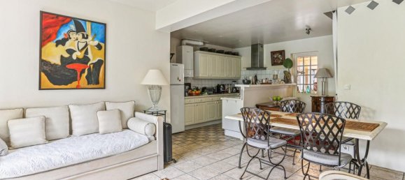 4 Schlafzimmer Schlösser in Montreuil, France, Nr. 114581 5