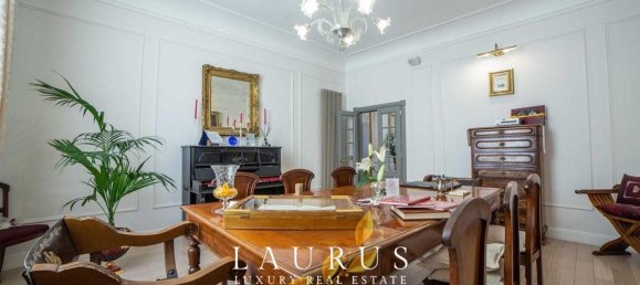 5 rooms Apartment in Florence, Italy No. 195302 4