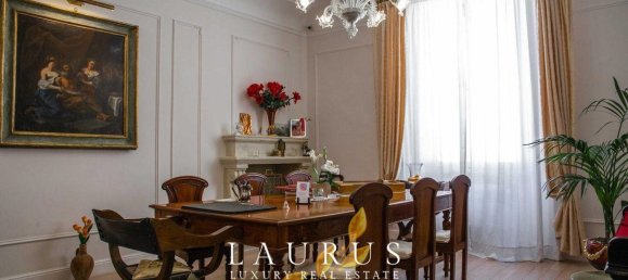 5 rooms Apartment in Florence, Italy No. 195302 5