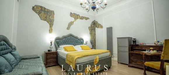 5 rooms Apartment in Florence, Italy No. 195302 37