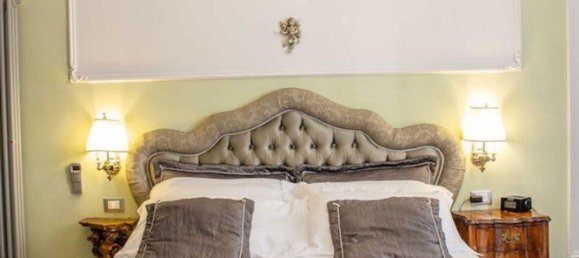 5 rooms Apartment in Florence, Italy No. 195302 16