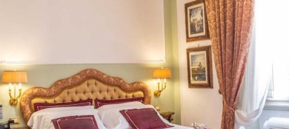 5 rooms Apartment in Florence, Italy No. 195302 11