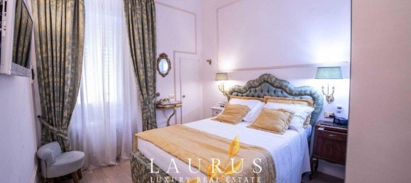 5 rooms Apartment in Florence, Italy No. 195302 13