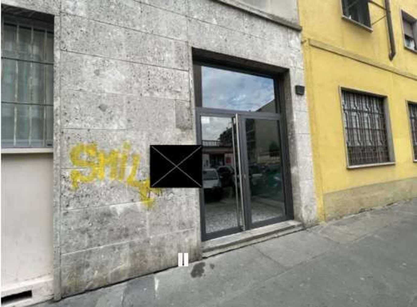 4 rooms Apartment in Milan, Italy No. 277136