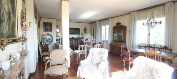 6 rooms Apartment in Cesena, Italy No. 268680 4