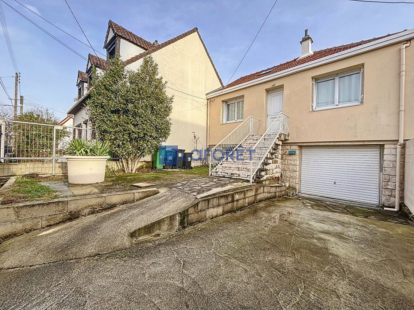 3 Schlafzimmer Villa in Savigny-sur-Orge, France, Nr. 162935