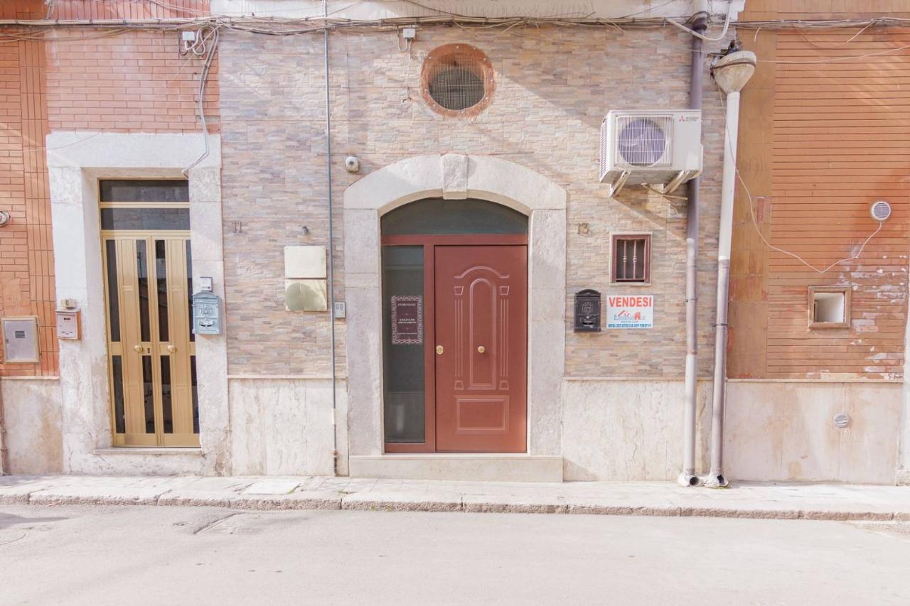 Estudio en Orta Nova, Italy No. 65078